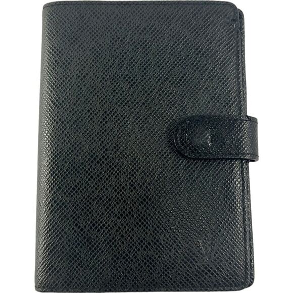 Louis Vuitton Other - LOUIS VUITTON Vintage Taïga Small Ring Diary/ Agenda Cover